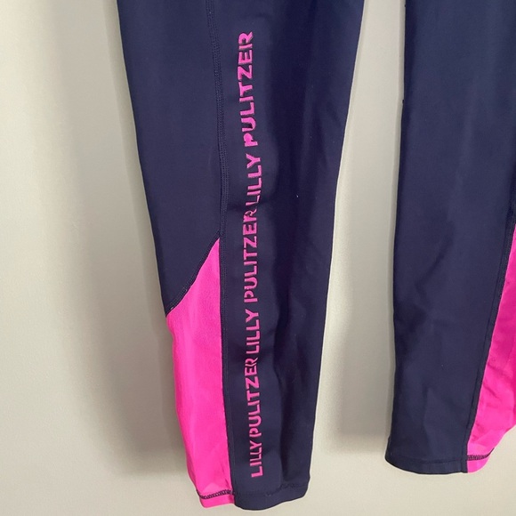 Lilly Pulitzer UPF 50+ Luxletic 24” Weekender Leggings - Picture 9 of 15
